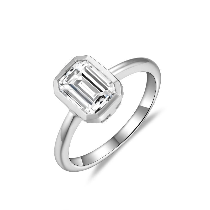 Bague en argent sterling avec moissanite taille Asscher de 2 carats