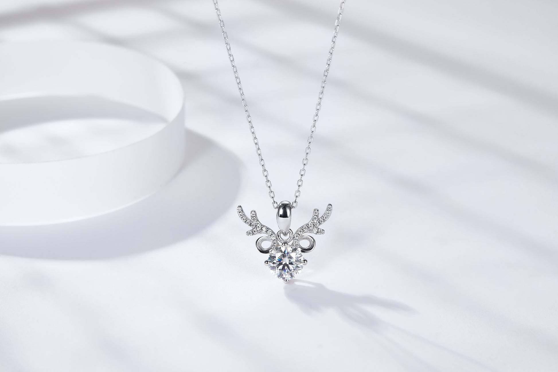 DEER MOISSANITE DIAMOND PENDANT NECKLACE IN STERLING SILVER