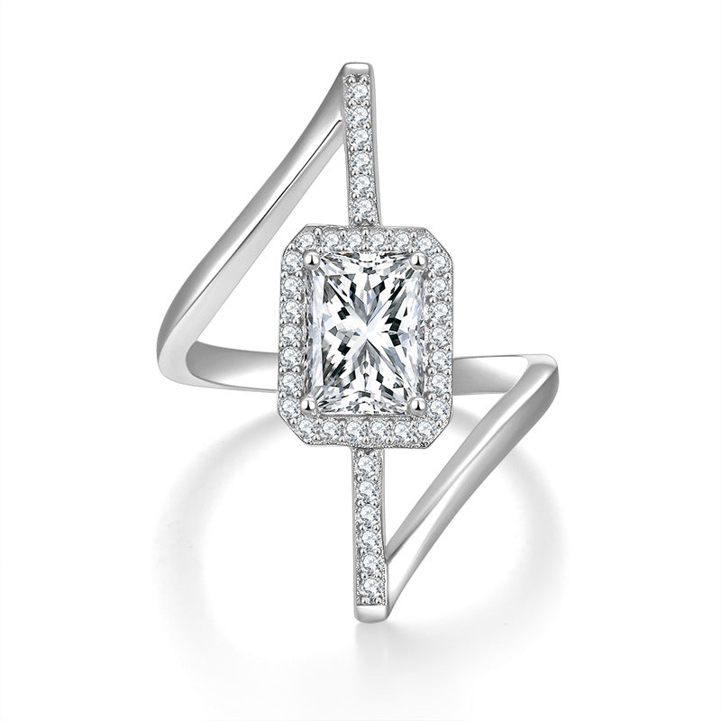 IE00216 MOISSANITE DIAMOND EMERALD ETERNITY RING IN STERLING SILVER