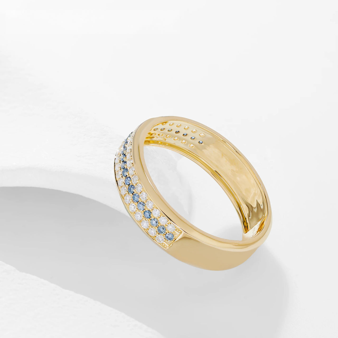 MOISSANITE AZURE GLEAM BAND RING IN SOLID GOLD