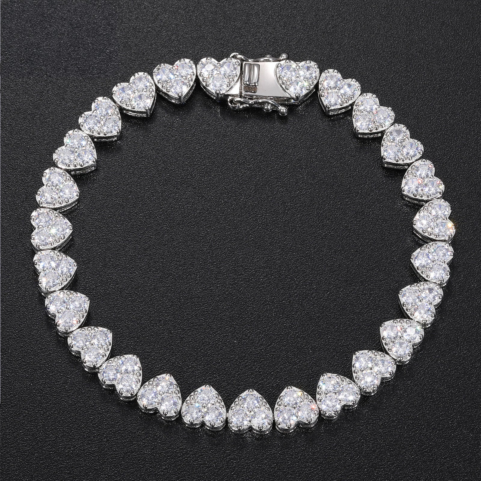 MOISSANITE DIAMOND HEART TENNIS CHAIN BRACELET IN STERLING SILVER - IVORY & EBONY