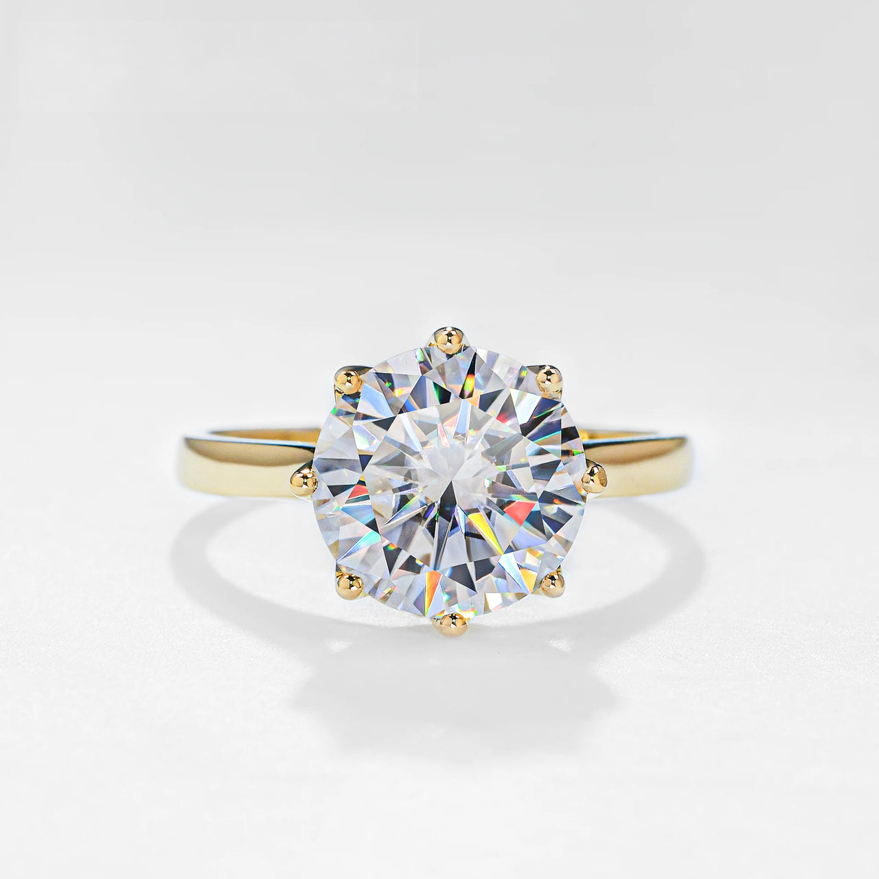 ROUND CUT MOISSANITE ETERNAL GLOW RING IN SOLID GOLD