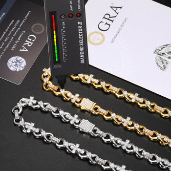 BRACELET À MAILLES CUBINES TAILLÉES EN ARGENT MASSIF