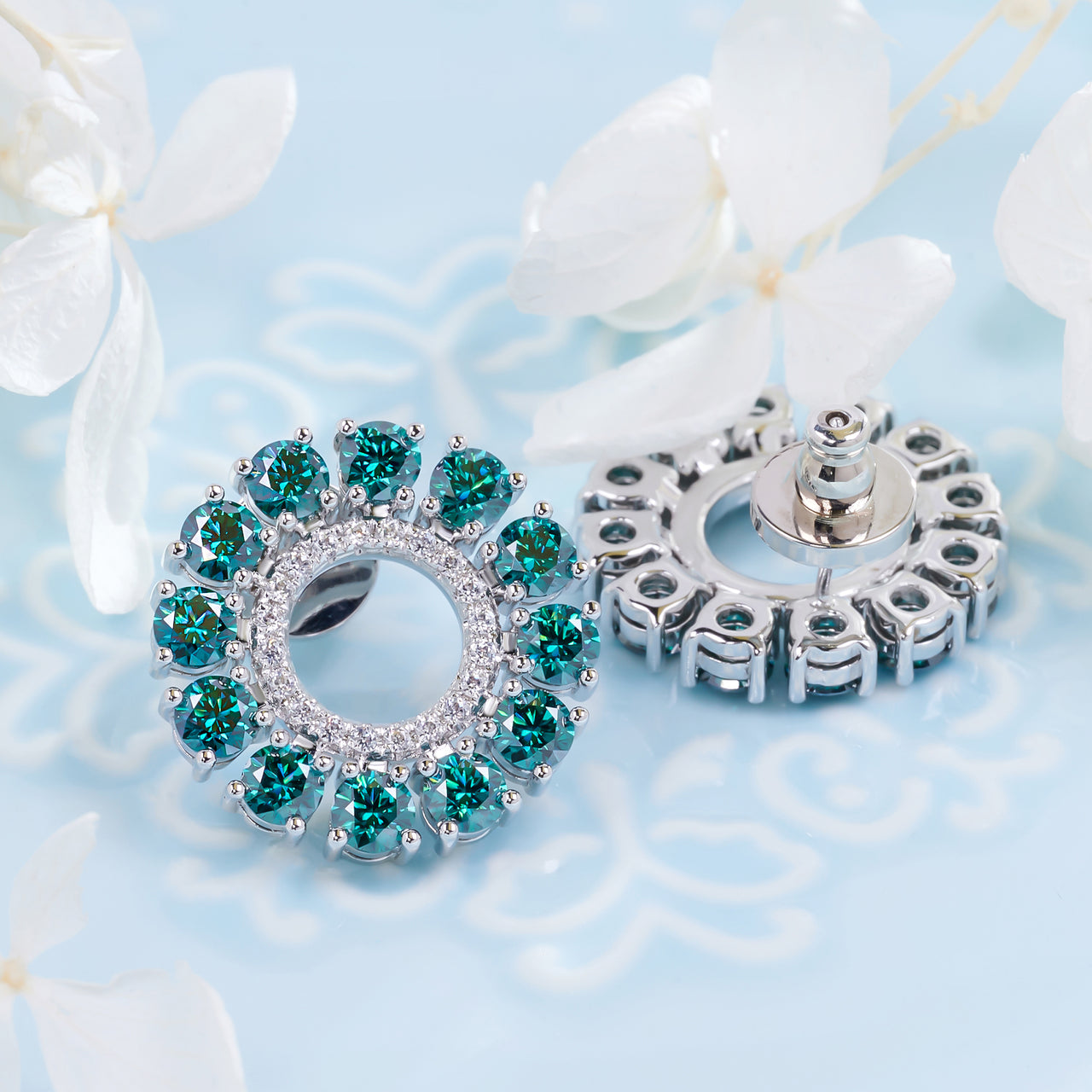 Boucles d'oreilles en moissanite verte plaquées or blanc 18 carats et argent sterling