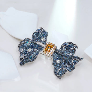 18K WHITE GOLD PLATED MOISSANITE BOW TIE BROOCH IN STERLING SILVER