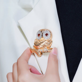 18K GOLD PLATED MOISSANITE CRIMSON GAZE OWL BROOCH IN STERLING SILVER