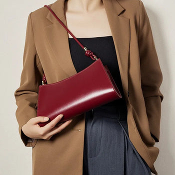 MOISSANIT-ANHÄNGER MIT ZAUBERBAUM-MOIDEN AUS STERLINGSILBER