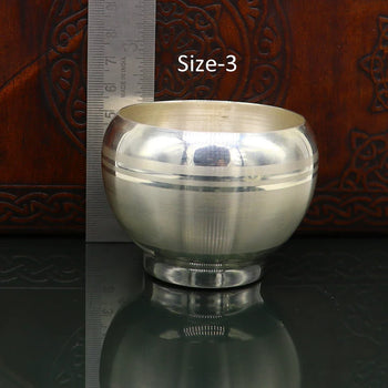 VINTAGE CLASSIC ROUND BOWL SET IN STERLING SILVER