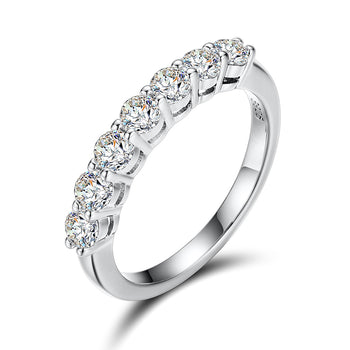 Bague en argent sterling sertie de 7 moissanites taille ronde de 2 mm