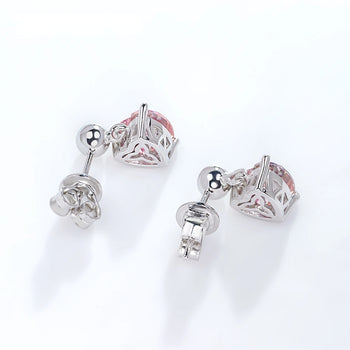 Boucles d'oreilles en argent sterling plaqué or blanc 18 carats avec moissanite taille cœur 