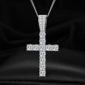 Collier pendentif croix en diamant moissanite de 5 mm en argent sterling