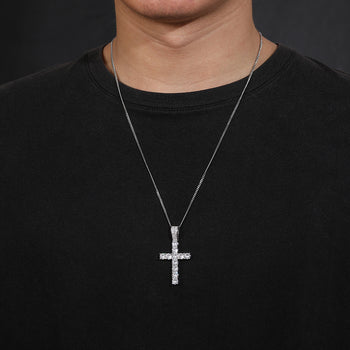 Collier pendentif croix en diamant moissanite de 5 mm en argent sterling