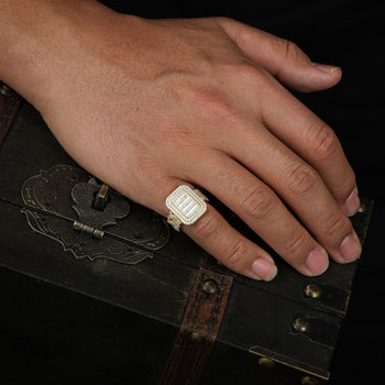 Bague cubaine latérale en moissanite et argent sterling 