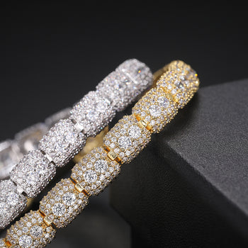 Bracelet de tennis en argent sterling serti de micro-pavés de moissanite de 7 mm