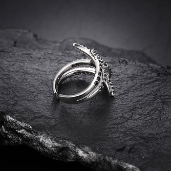 Bague ajustable sertie de moissanite noire et montée sur argent sterling