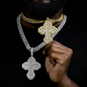 Pendentif croix serti de moissanite taille baguette et de pierres précieuses, en argent sterling 