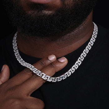 Chaîne en argent sterling sertie de diamants et de moissanite baguette 