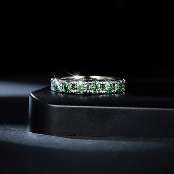 GREEN ROUND MOISSANITE ETERNITY BAND RING IN STERLING SILVER