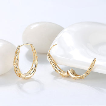 Ohrring mit keltischem Knoten aus Sterlingsilber