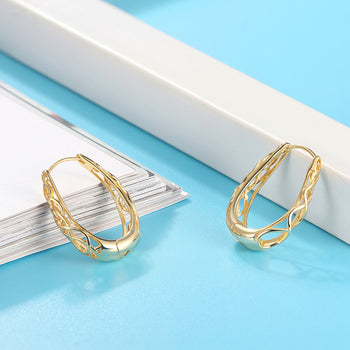 Ohrring mit keltischem Knoten aus Sterlingsilber