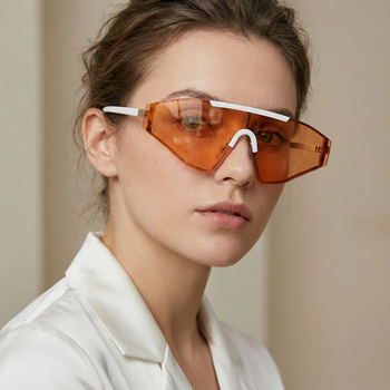 LUNETTES DE SOLEIL MOISSANITE À CROIX GLACÉE