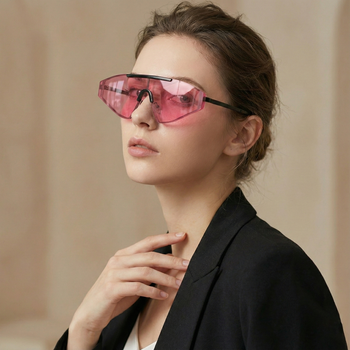 LUNETTES DE SOLEIL MOISSANITE À CROIX GLACÉE