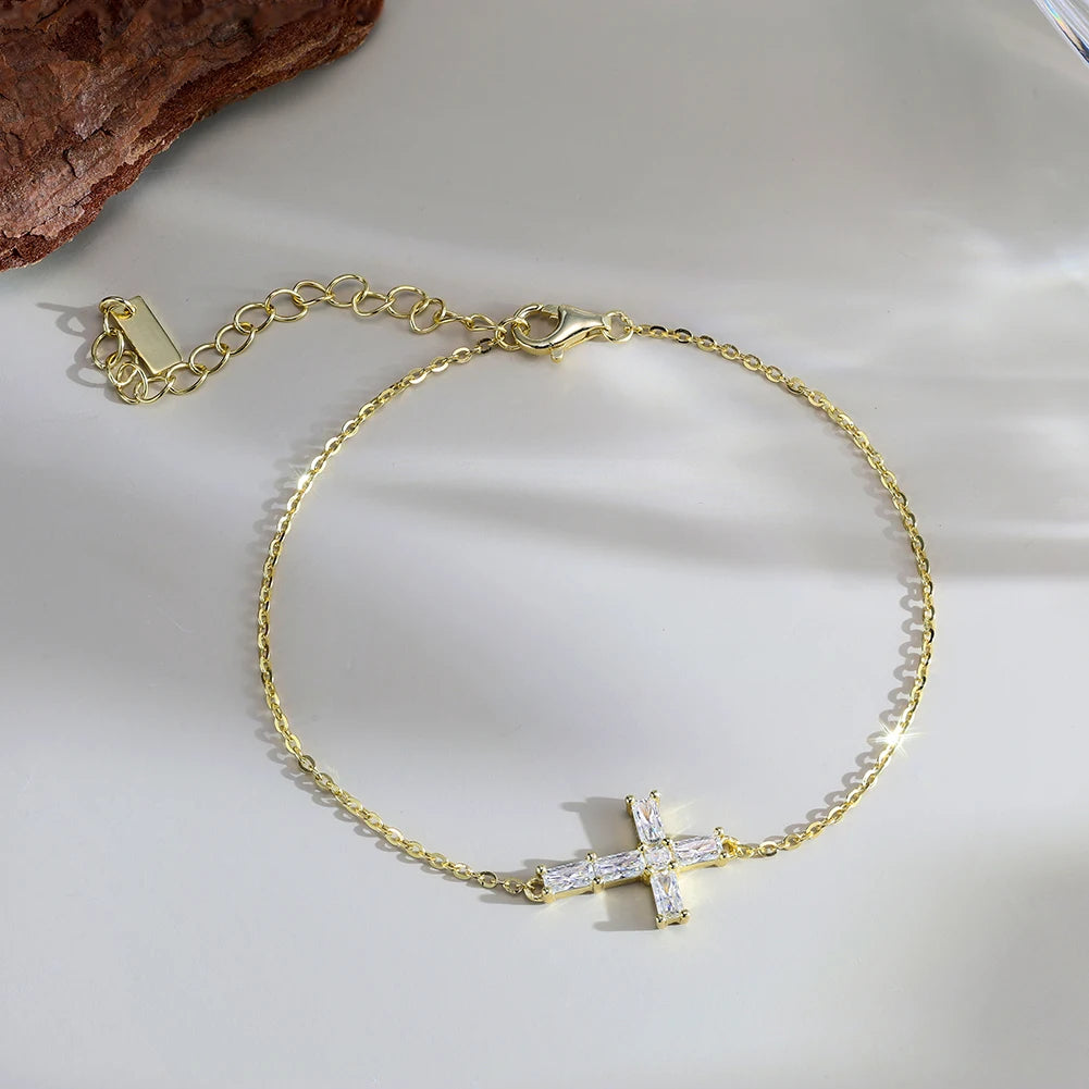 CLASSIC MOISSANITE CROSS CHAIN BRACELET IN STERLING SILVER