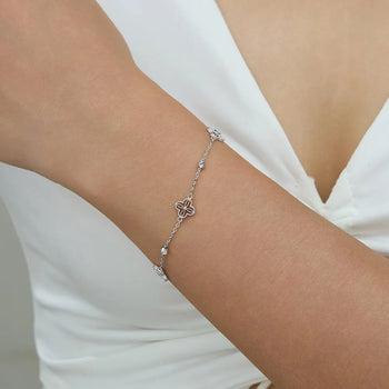 CLOVER CHARM CHAIN BRACELET IN STERLING SILVER