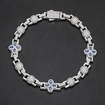 Bracelet en argent sterling orné de perles et de trèfles à quatre feuilles en moissanite colorée