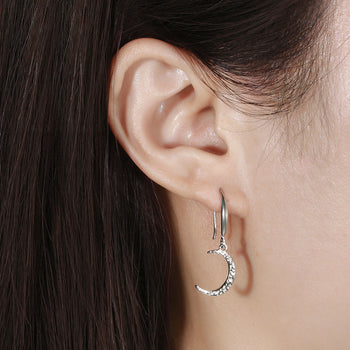 Boucles d'oreilles en forme de croissant de lune martelé en argent massif