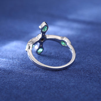 Bague en argent sterling ornée d'une moissanite en forme de croix et d'un diamant, avec zircone verte.