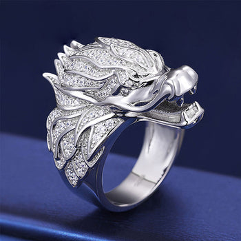 Bague tête de dragon en moissanite et argent sterling