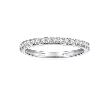 Bague élégante en moissanite et argent sterling