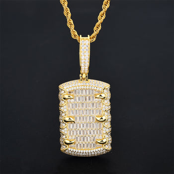 Anhänger mit Moissanit-Krallenform im Smaragdschliff aus Sterlingsilber