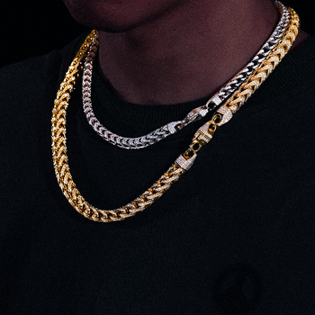 BRACELET À MAILLES CUBINES TAILLÉES EN ARGENT MASSIF