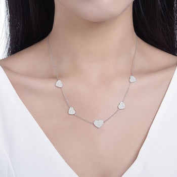 Collier en argent sterling avec moissanite en forme de cœur