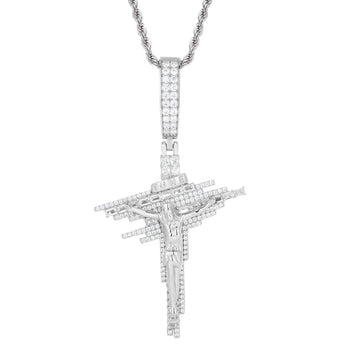 Pendentif croix de Jésus en moissanite sertie de pierres précieuses et en argent sterling