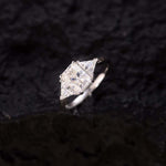 IE0008 PRINCESS CUT MOISSANITE DIAMOND RING IN STERLING SILVER