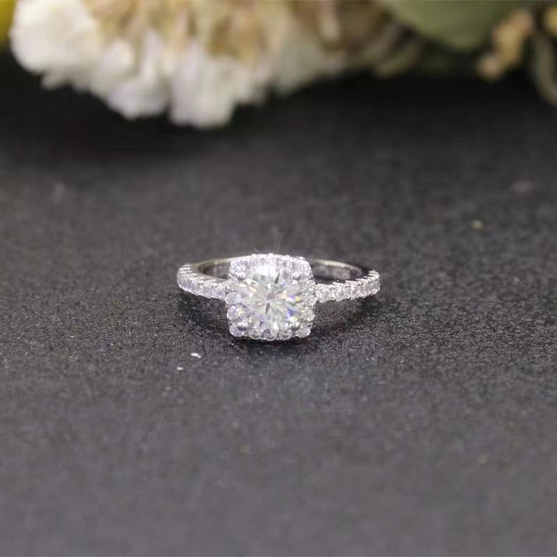 IE0011 CUSHION CUT MOISSANITE ENGANGEMENT RING IN STERLING SILVER