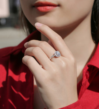 IE0011 CUSHION CUT MOISSANITE ENGANGEMENT RING IN STERLING SILVER