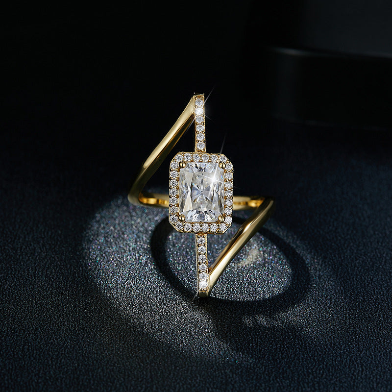 IE00216 MOISSANITE DIAMOND EMERALD ETERNITY RING IN STERLING SILVER