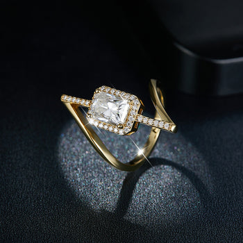 IE00216 MOISSANITE DIAMOND EMERALD ETERNITY RING IN STERLING SILVER