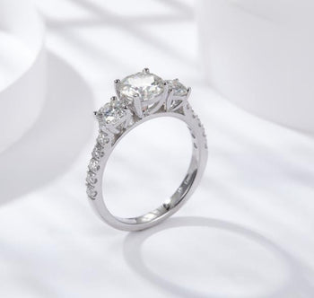 IE00247 6.5MM MOISSANITE DIAMOND ROUND ETERNITY BAND RING IN STERLING SILVER