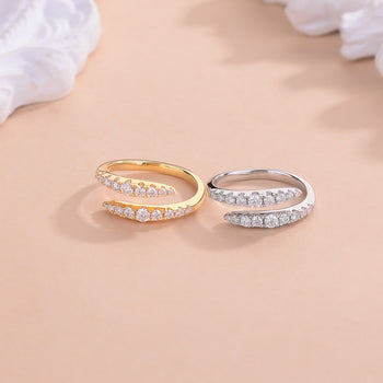 IE00256 MOISSANITE DIAMOND PYTHON LOOP RING IN STERLING SILVER