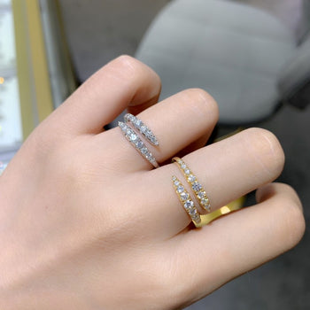 IE00256 MOISSANITE DIAMOND PYTHON LOOP RING IN STERLING SILVER