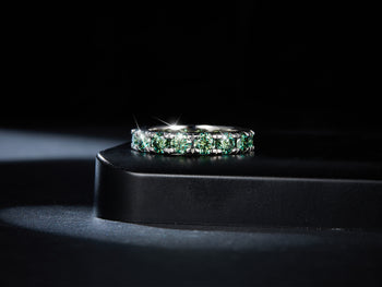 Bague en moissanite verte IE00257 et argent sterling