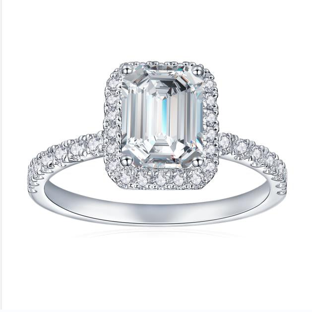 IE0055 1CT MOISSANITE EMERALD CUT RING IN STERLING SILVER