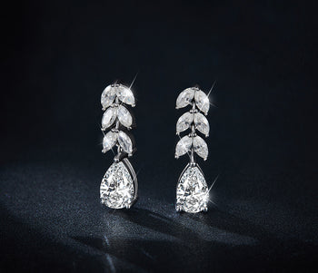 IE0066 Birnenförmig geschliffene Moissanit-Diamant-Ohrhänger aus Sterlingsilber