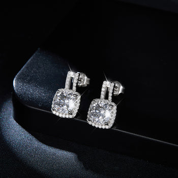 Boucles d'oreilles IE0076 en moissanite à clous de 4,15 carats, monture coussin, argent sterling