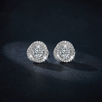 Boucles d'oreilles puces en argent sterling avec moissanite sertie de 0,5 carat (IE0099)